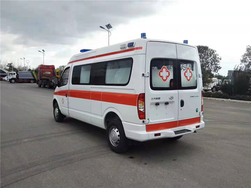 上汽大通V80长轴中顶救护车(柴油版)
